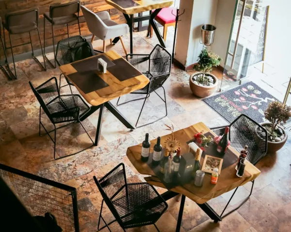 Restoran Web Sitesi Nasıl Olmalı? Dijital Menünüzü Dönüştürün